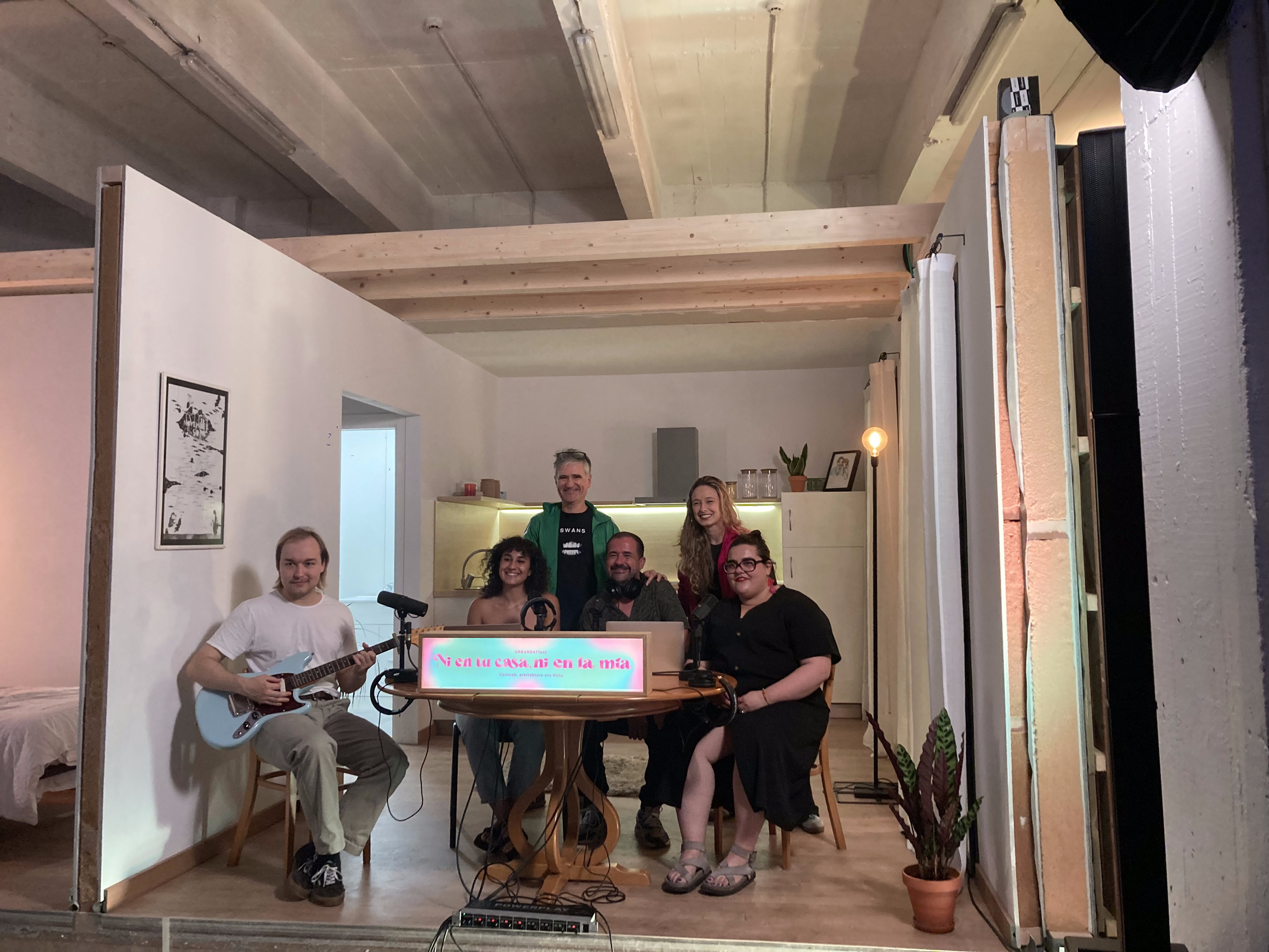 Etxean Podcast, Ni en mi casa ni en la tuya